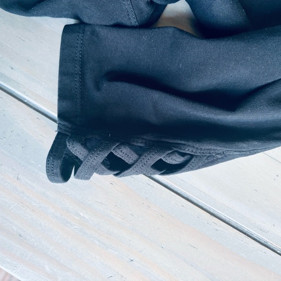 Betsey Johnson Black Performance Leggings - Picture 6 of 6